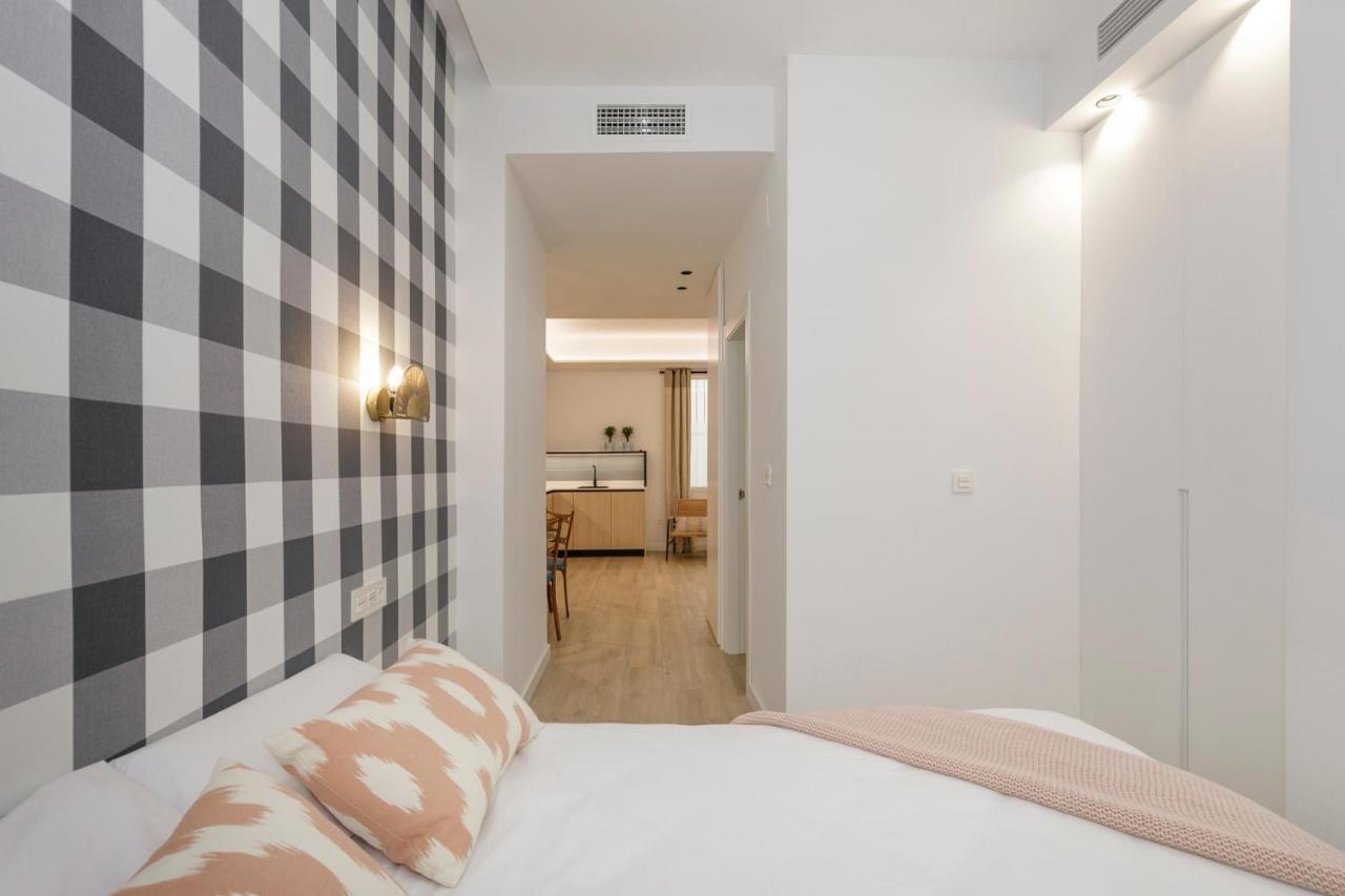 Hi Room - Smart Apartments - He 0 Гранада Екстериор снимка